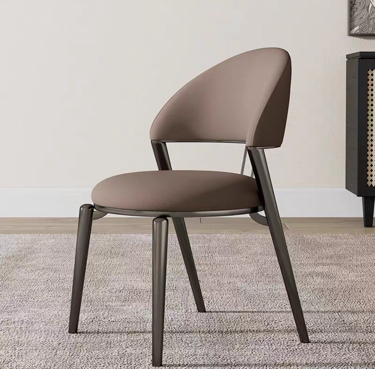 Aura Chair