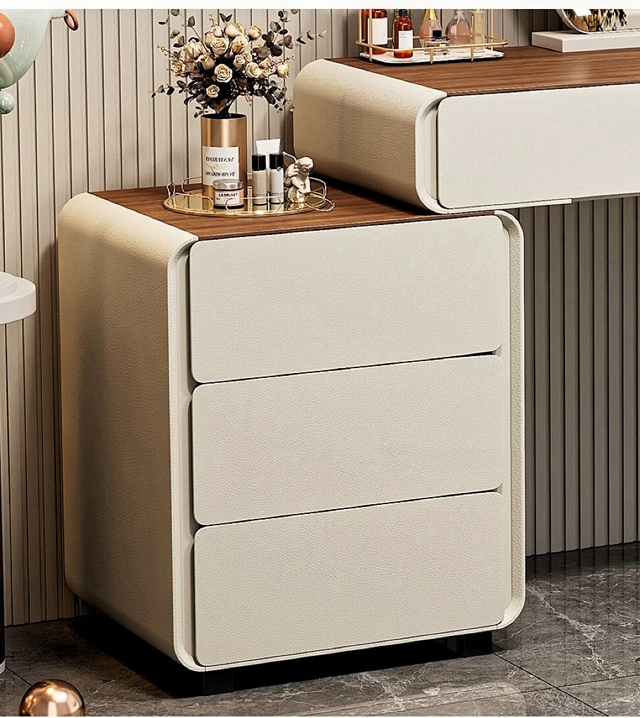 Lumine Vanity Suite