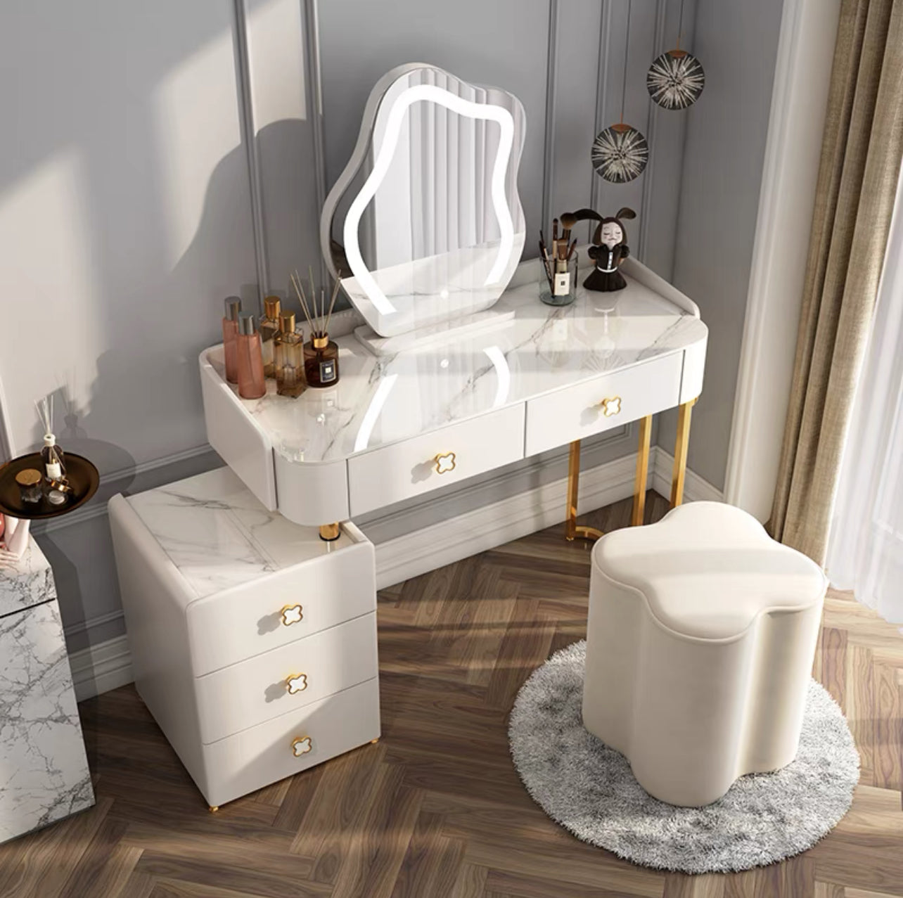 The Glamour Bliss Vanity