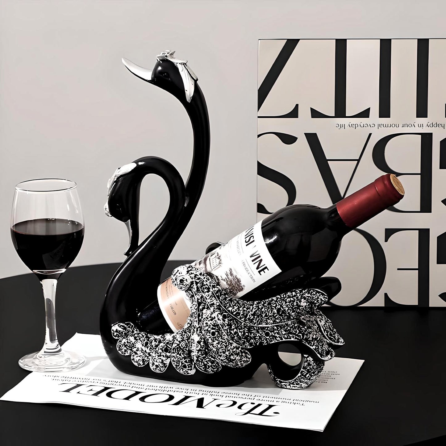 Elegance Noir Swan Wine Holder